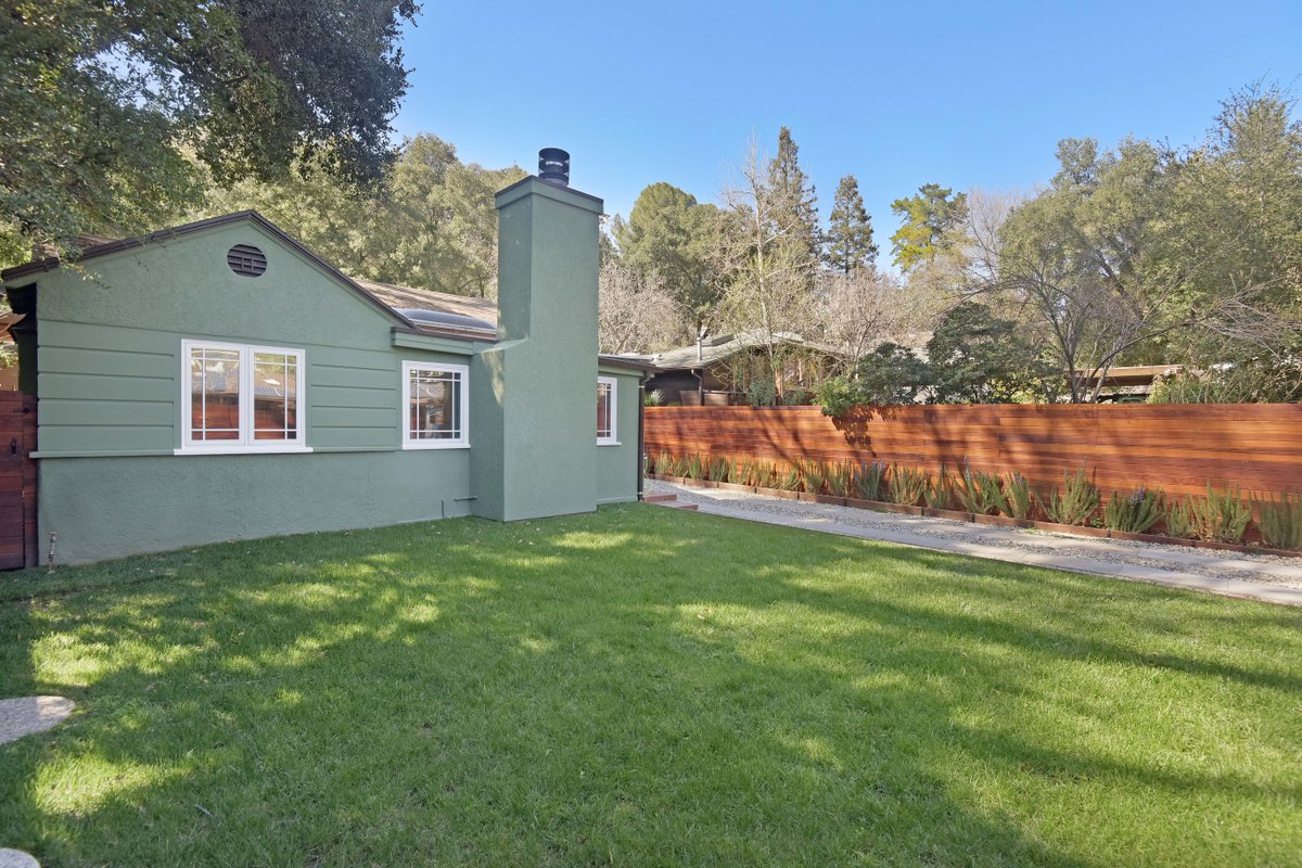 pritchettrapf's tweet photo. 2421 Liberty Lane - For lease at $5,000/mo
Listed by Christine Kapetan - (310) 804-8336
DRE# 01467320
#topanga #topangarealestate #topangahome #topangahomes #topangare #pritchettrapf #pritchettrapfrealtors https://t.co/4tQkejoONZ