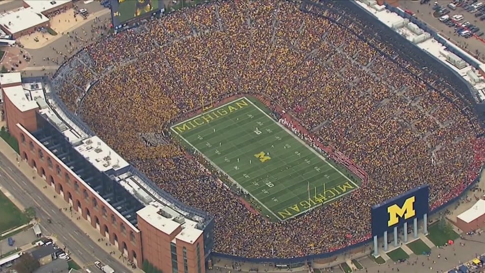 alinen_olaus's tweet photo. I am feeling blessed that after a great call with @FBCoachDBrown I have received my first D1 offer from University of Michigan!
@GridironImports @CoachJeffMoore @BjoernWerner @GIfootballChris @UMichFootball https://t.co/gCSJYrQN0e