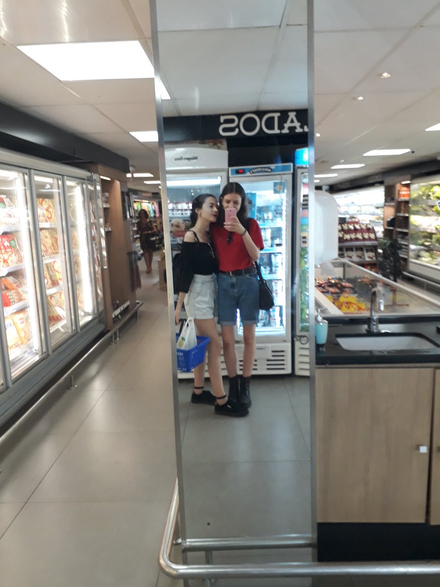 karolinawydrafan69 tweet media