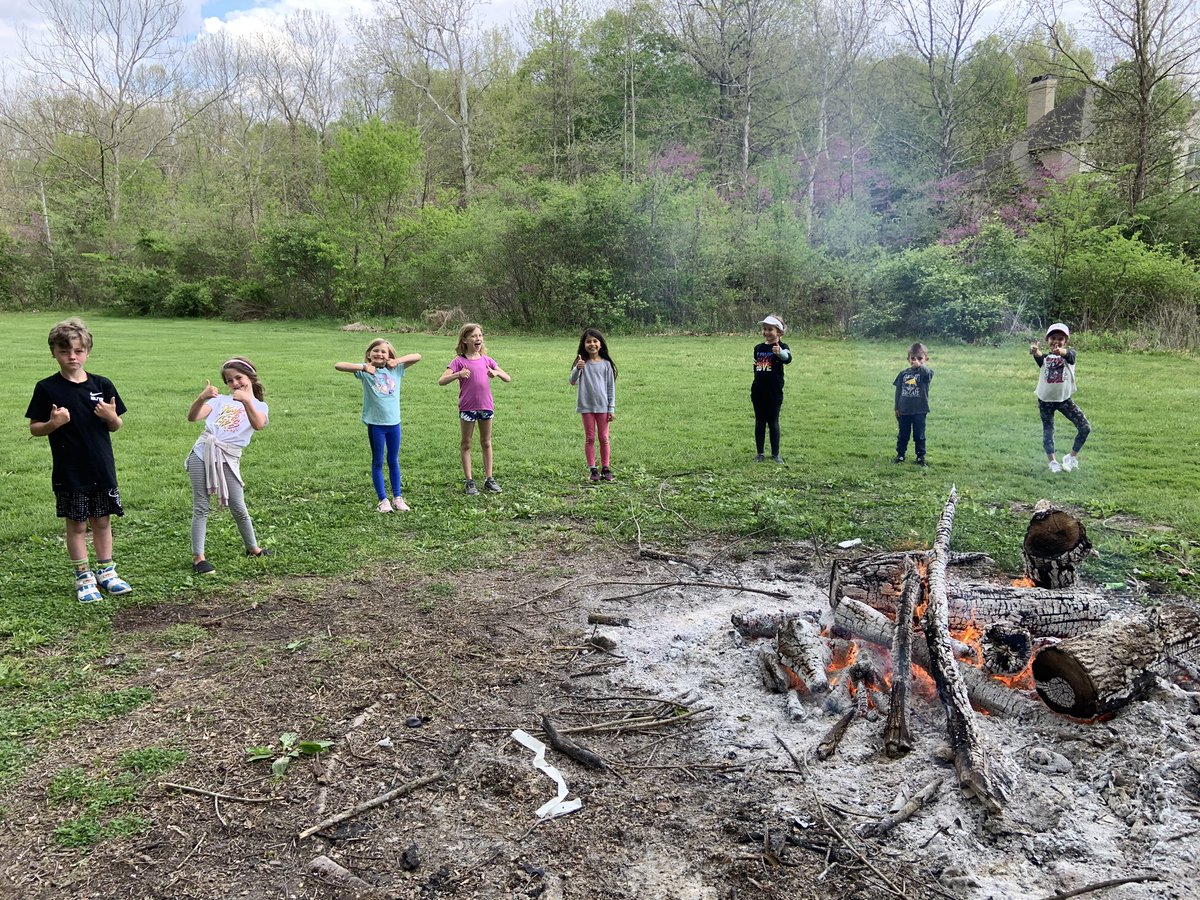 ejpatton's tweet photo. @TCEprincipal @Bischoff4TCE @MrsKing2nd @TCEWillis @MrsB_TCE @kduncantcepe 16 Thumbs up for a Successful Virtual Field Day !! 👍🏻👍🏻 #TCEcardinals #bonfire #smores #hotdogs https://t.co/a7vi05Yhw7