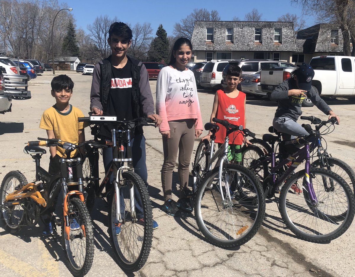 Great to see the smiles as these @PembinaTrails students get working bikes courtesy of @FRCCenturions cycle tech and @thewrenchwpg