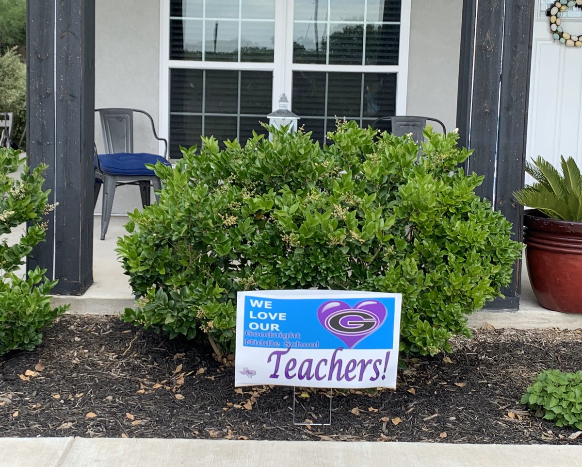 Missy635635's tweet photo. Thank you for our amazing recognition this week! Thank you Goodnight Admin team. @GoodnightSMCISD https://t.co/cUPeGxfnhm