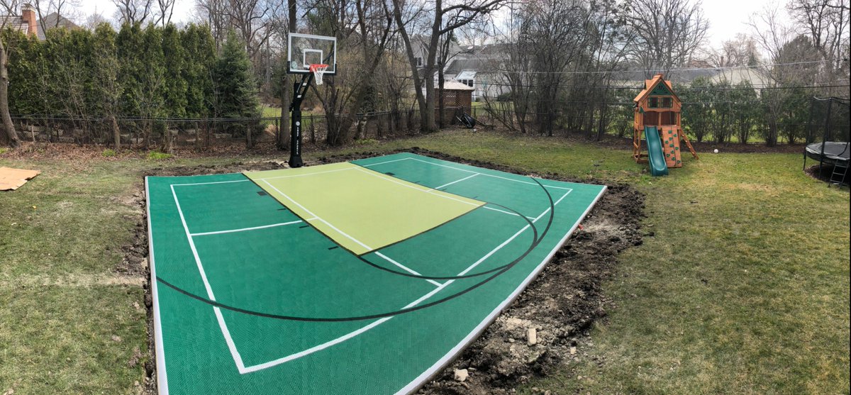 AdvantageCourt's tweet photo. For a true HomeCourtAdvantage this summer! Call (847) 274 - 8998 | https://t.co/mQM4RrWoiQ| info@HCAsports.com | #phonesdown #familygoals #multicourt #gamecourt #activekids #healthykids #bigfun https://t.co/XRVMPSp0tB
