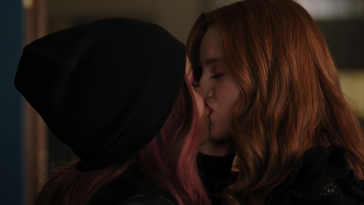 toni topaz in riverdale as toni topaz in the comics; a thread