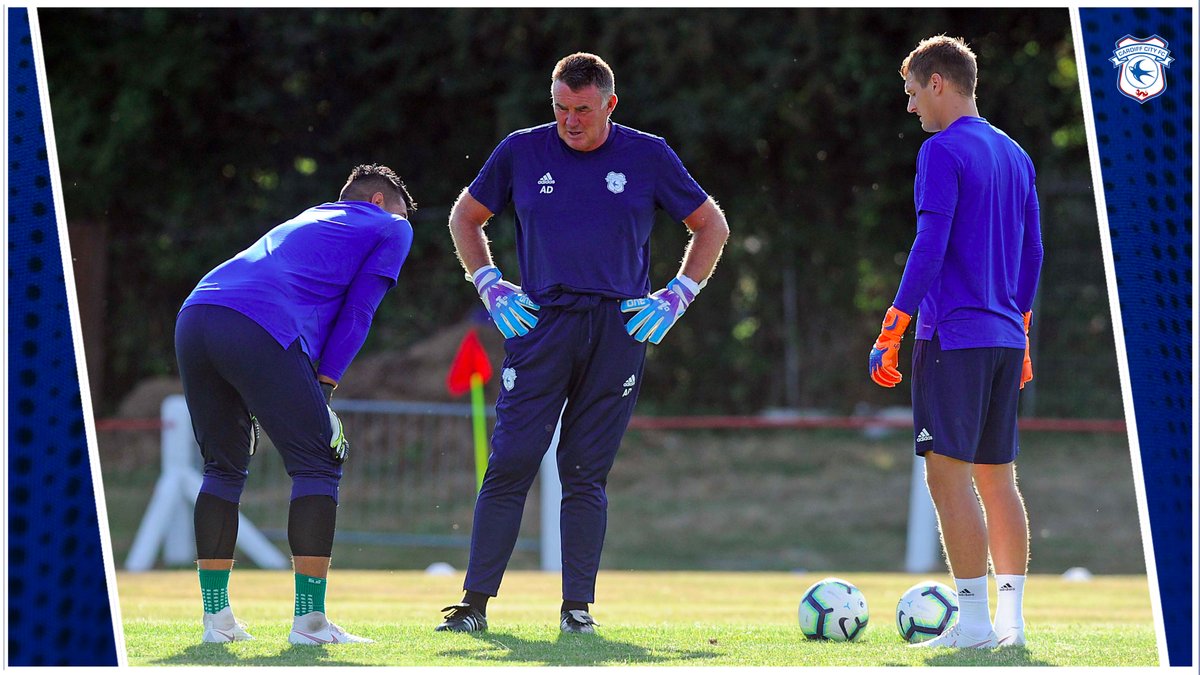 CardiffCityFC's tweet photo. Happy Birthday, @AndyDibble1! 🧤

🥳

#CityAsOne https://t.co/AACje1OOuf