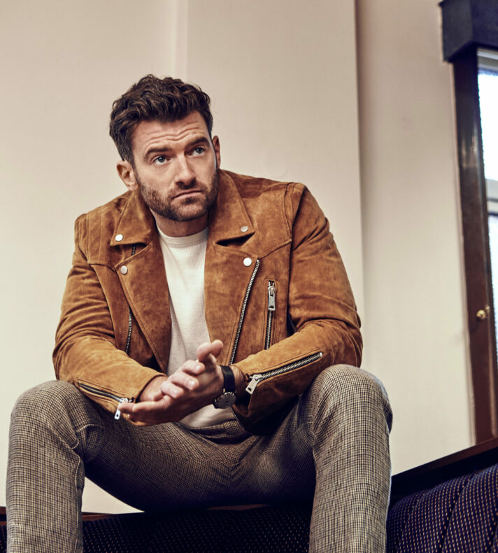 StuMartinOnline's tweet photo. #NEW 、Stuart Martin photographed by Robert Harper for Gentleman's Journal. ( May 2020 ) 

For the interview by Jonathan Wells:  https://t.co/yvi0Fe2peE https://t.co/JPo0cNGERc