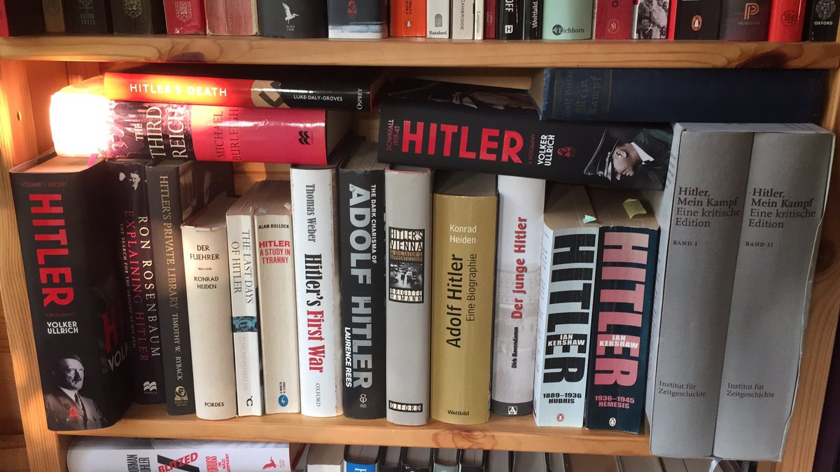 Roger_Moorhouse's tweet image. Late to the #bookshelfgate thing. Does this qualify me for a senior post in government?