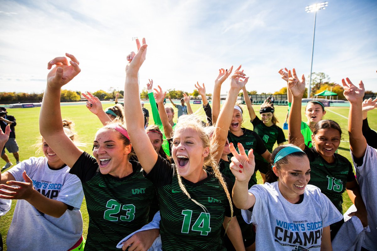 MeanGreenSoccer's tweet photo. Happy birthday captain Lo and congratulations on graduating!

@loganbruffett graduates from UNT as a 4x @ConferenceUSA champion, All-Conference honoree, Academic All-American and is now preparing for PA school!

Thank you Lo for everything and HAPPY BIRTHDAY!
#GMG 🏆 https://t.co/JSx7iB6zN7