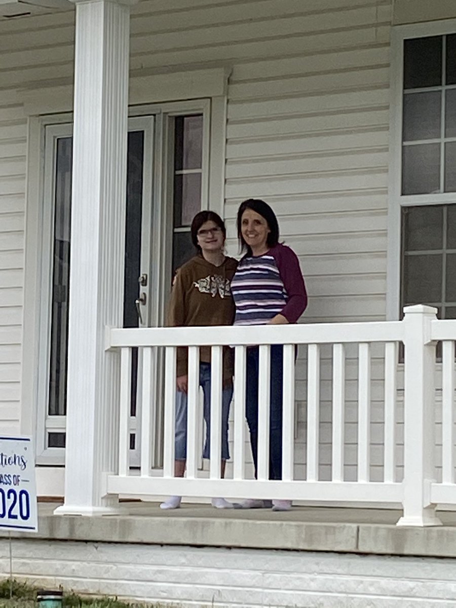 Mrs. Young (s/h/h) tweet media