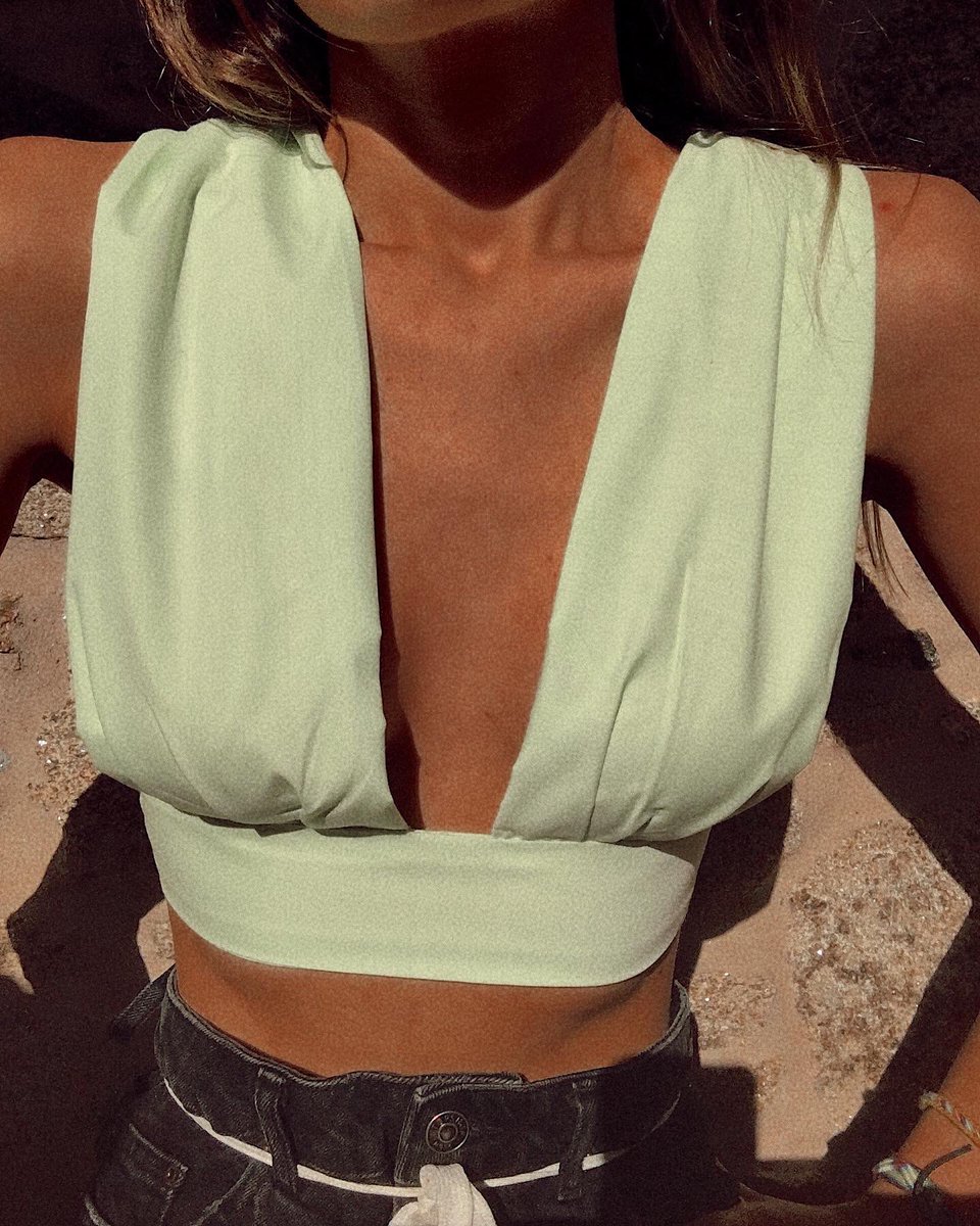 xiaano's tweet image. POR FAVOR  de qué color lo veis, sino quereis dar like o hacer rt decidmelo de alguna otra forma 

RT: verde
FAV: blanco