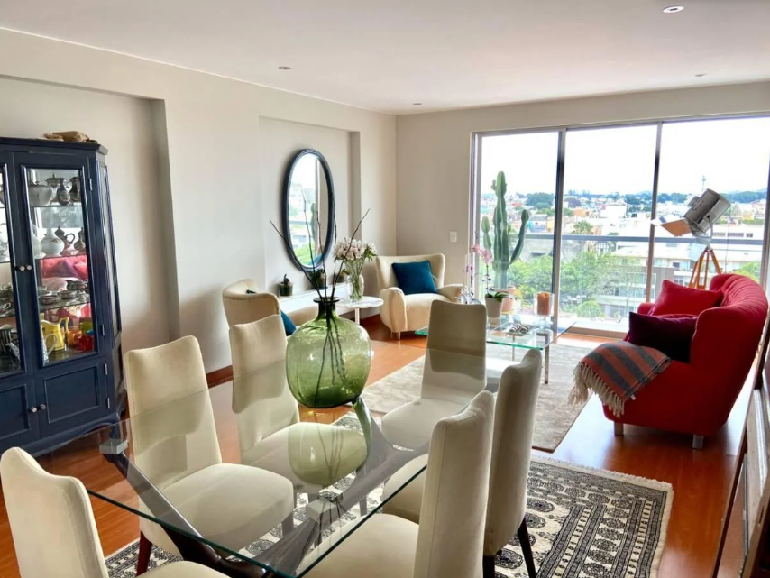inmobiliariaKAI's tweet photo. EN VENTA! HERMOSO DUPLEX EN BARRANCO! 

 ÁREA: 176 m2 + 2 Cocheras 
 2 dormitorios 
 Terraza con zona de parrilla 
📍 Ubicado en Pedro Martinto

NO LO PIENSES MÁS, BARRANCO TE ESPERA! 
.
.
.
#bienesraices #agenteinmobiliario #barranco #apartamentos #Departement #inmobiliaria https://t.co/cpw8mKIIwU
