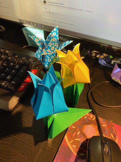 dses_art's tweet photo. The 1st week of Virtual Art Club was a learning experience. This week was great! I really enjoyed making art and hanging out with my kiddos @DunwoodySprings. 🎨💗🖌️ @ArtsFCS @IvyGoggins @famu95 https://t.co/f6fDTfxO94