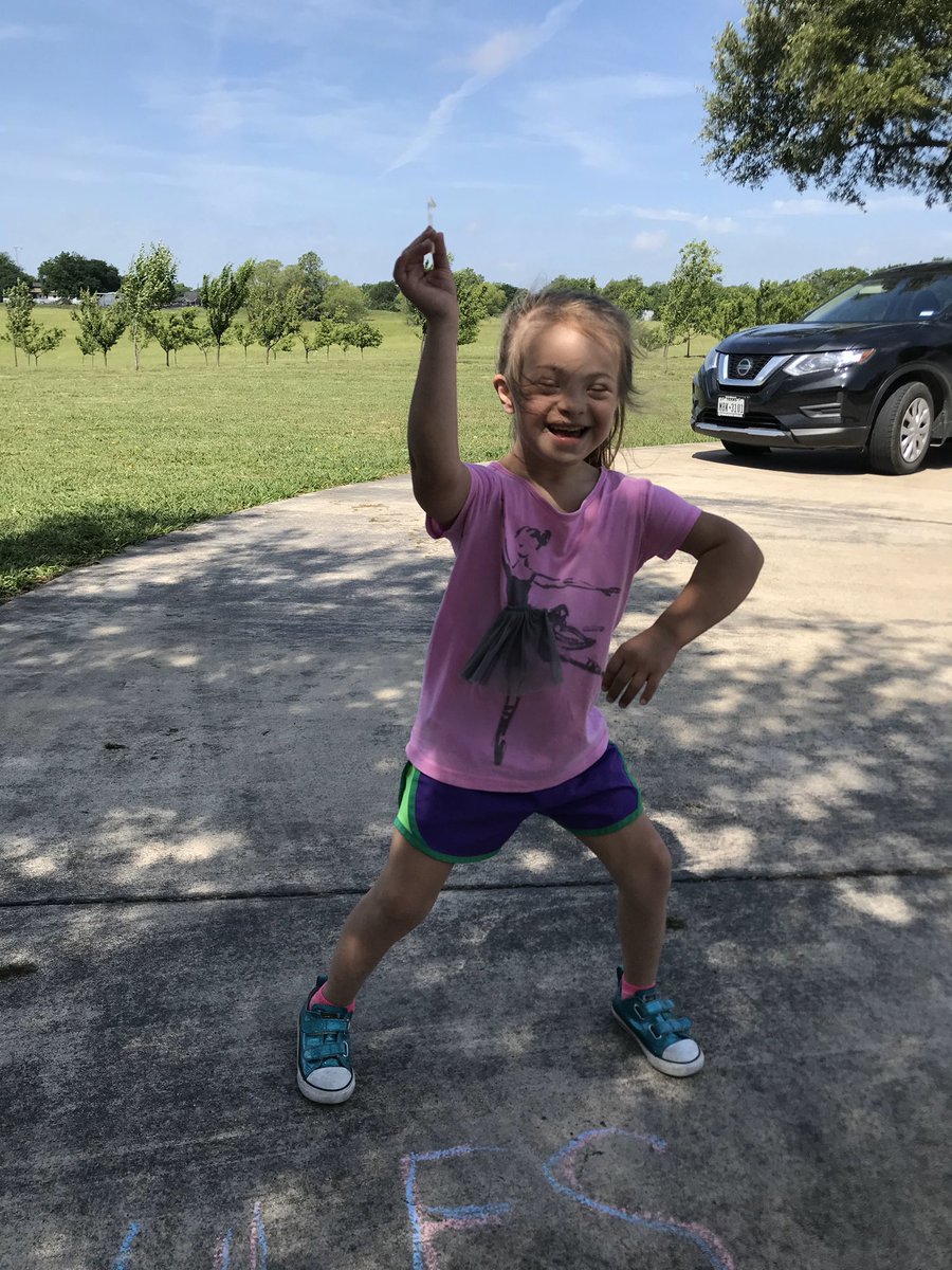 This girl is rocking her Virtual Field Day! Keep it up Jules! <a href="/CeliaHays/">Hays Elementary</a> <a href="/RISDSpecial/">RISD Special Programs</a> <a href="/RockwallOTPTAPE/">Rockwall OT/PT/APE</a> #RISDmoveandgroove