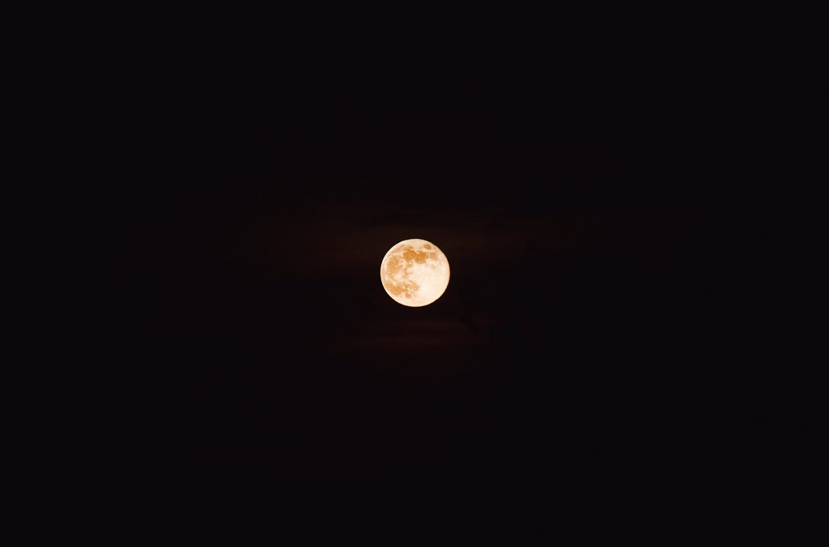 1st photo is my little edit..
2nd one is what you actually can see in the sky. 
Lens - Canon 80-200 1.5m/4.9ft