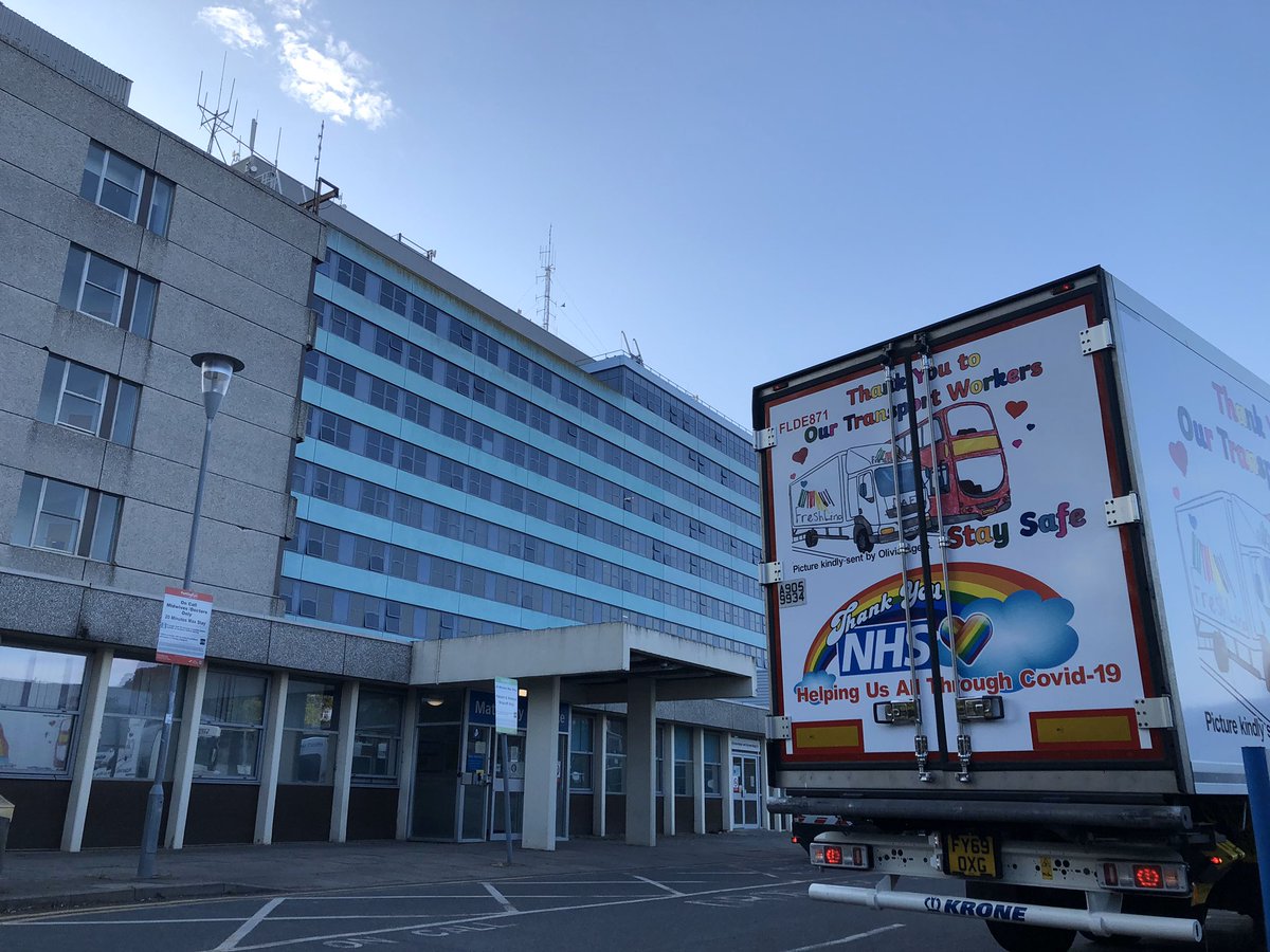 fpnuk's tweet photo. Great to see Trailer 871 @Freshlinc thanks to NHS at Pilgrim Hospital Boston for tonight’s #ClapForTheNHS #clapforourkeyworkers https://t.co/tldGrWaw4B