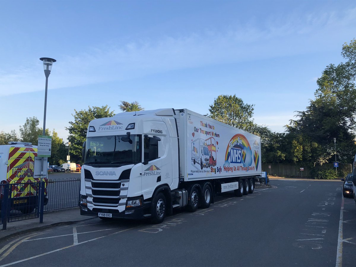 fpnuk's tweet photo. Great to see Trailer 871 @Freshlinc thanks to NHS at Pilgrim Hospital Boston for tonight’s #ClapForTheNHS #clapforourkeyworkers https://t.co/tldGrWaw4B