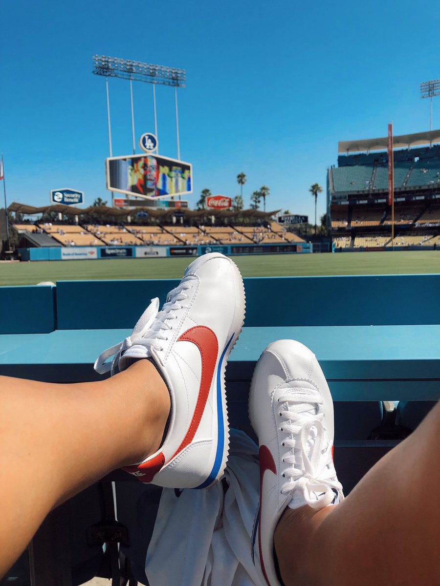 Serena tweet media