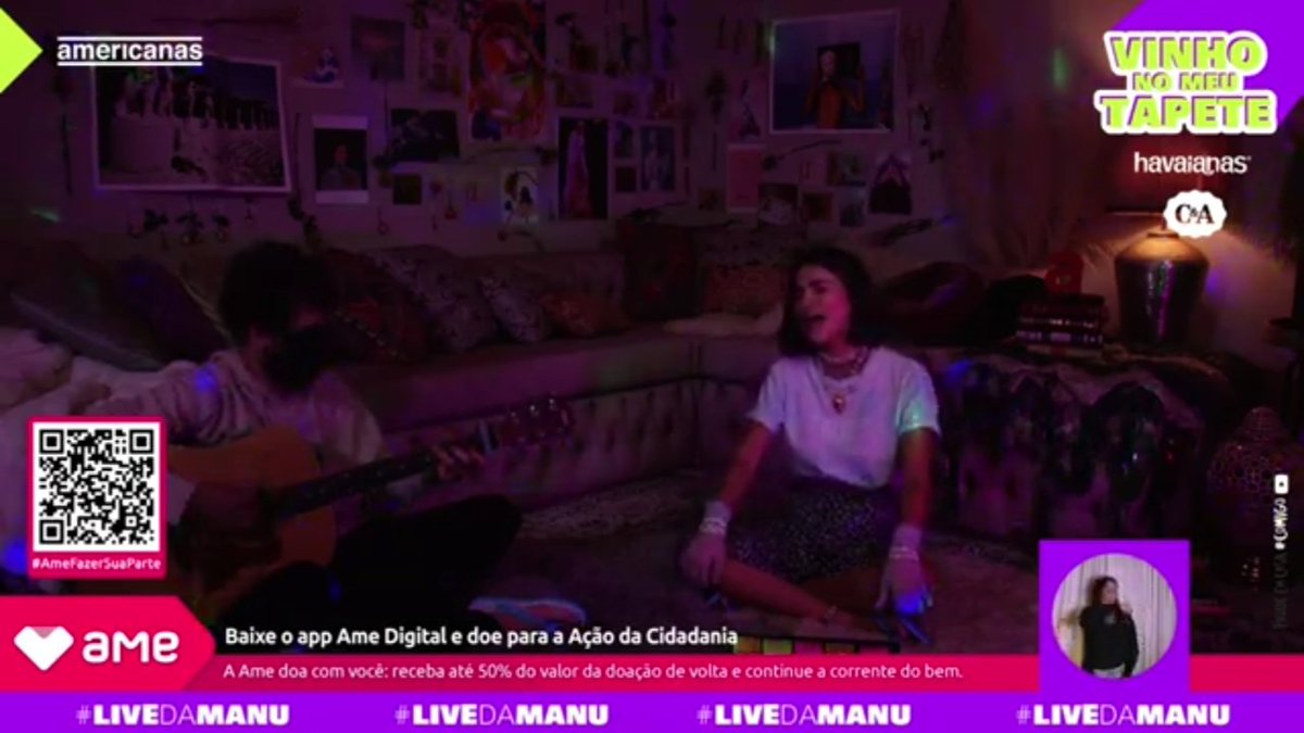 normalgarotaa22's tweet photo. Queria ta com uma taça de vinho, na minha casa, no meu tapete e com minha TV...@manugavassi #LIVEMANUGAVASSI https://t.co/iQYWLYUv79