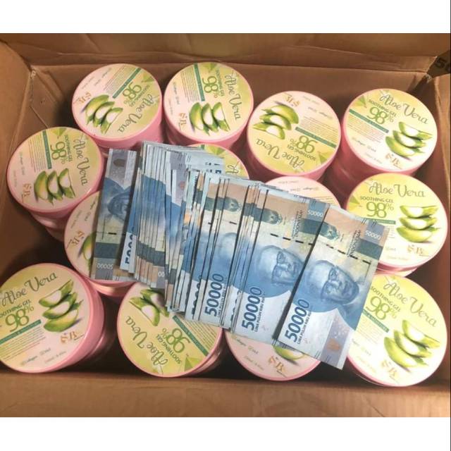 Mheel23's tweet photo. Saya menjual Aloevera Gell... seharga Rp45.000. Dapatkan produk ini hanya di Shopee! https://t.co/YBQ3F4wTwq #ShopeeID https://t.co/wHJiRtqMdK