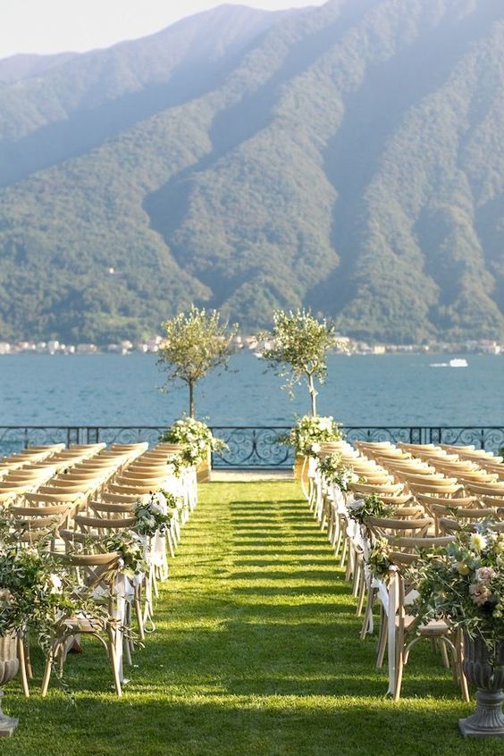 ethereaIfeeIs's tweet photo. if my wedding isn't in tuscany then what's the point? https://t.co/E91V9JBbew