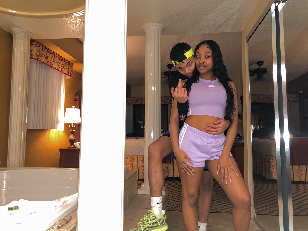 Cam__CJ's tweet photo. Twitter family we having a baby boy ❤️ https://t.co/pMT5R2hb1c