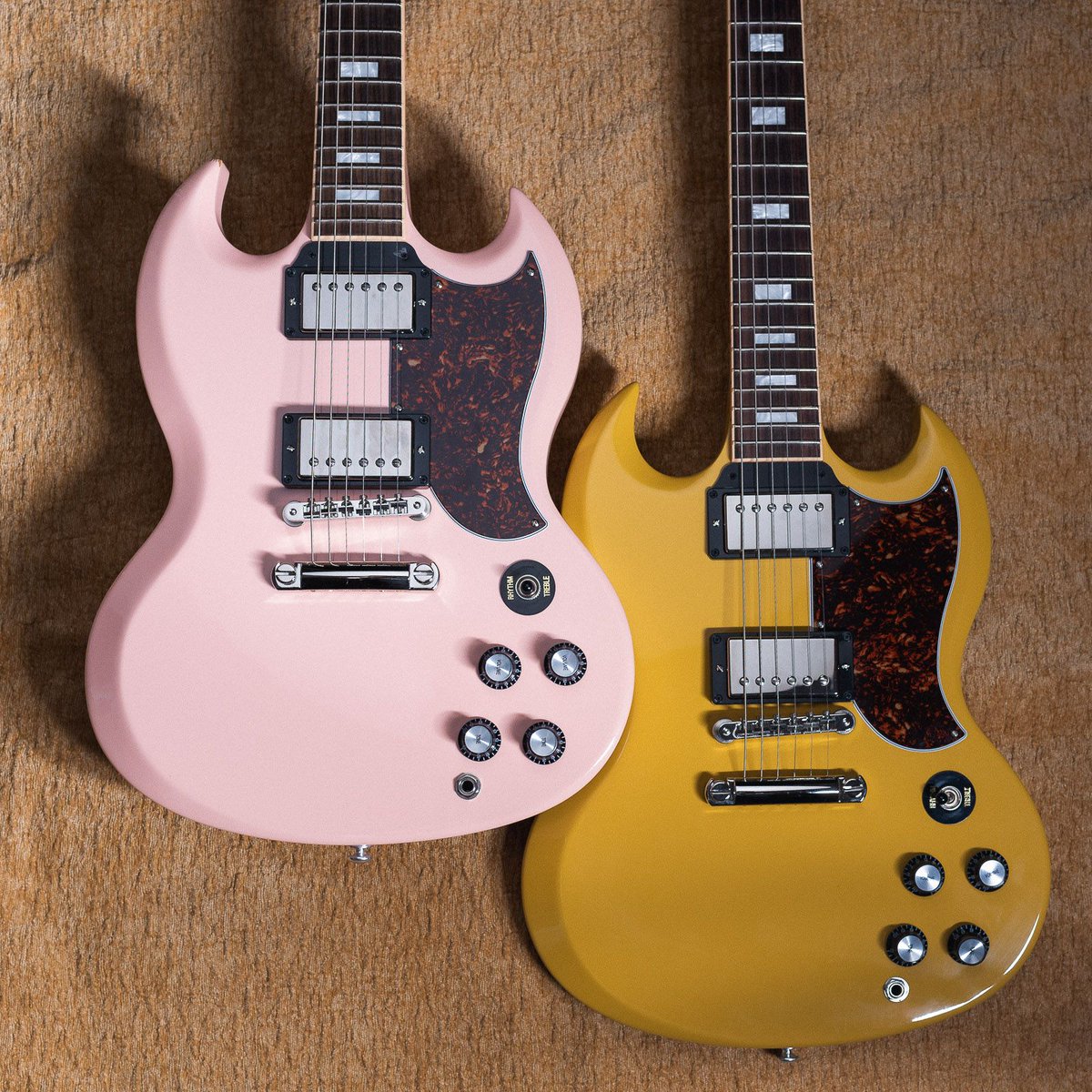 ChicagoMusicEx's tweet image. Shell Pink or Gloss Yellow: which T-Type is your type? bit.ly/3c1oYsM #chicagomusicexchange #gibson #ttype #CMEexclusive #sg #gibsonsofinstagram #gibsonguitars #gibsongram #gibsoncustom #gibsoncustomshop #gearwire #gearybusey #guitarspotter #guitarphotography