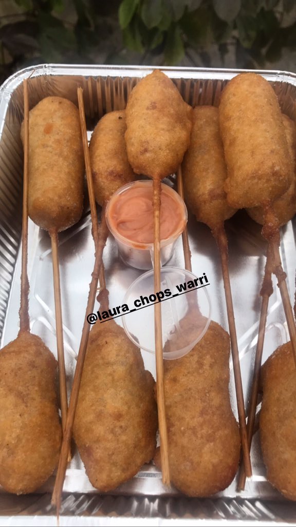 LauraKitchen9's tweet photo. Corn dog is available https://t.co/tsplXV9tw0