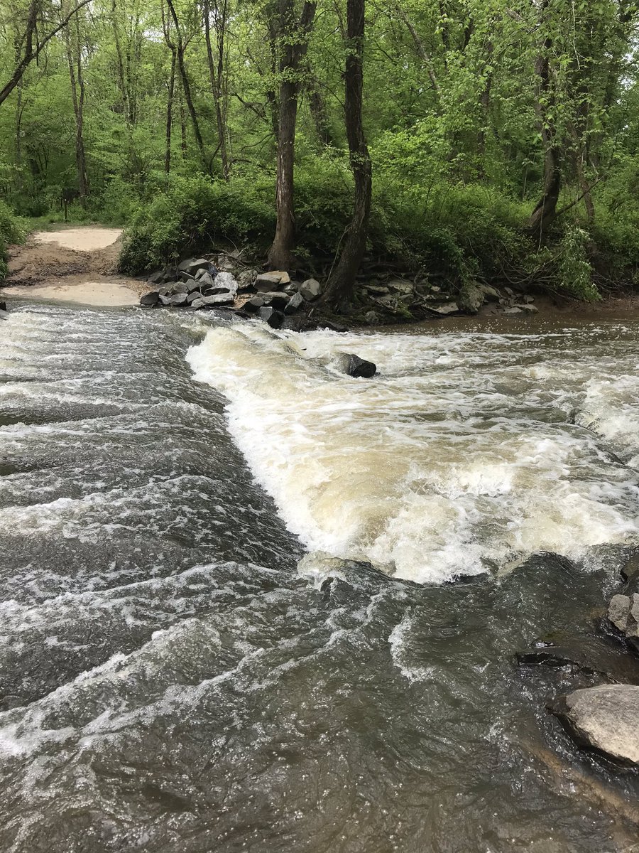 jwschrader1's tweet photo. Love those local trails #difficultrun https://t.co/6X0cRSVEUH