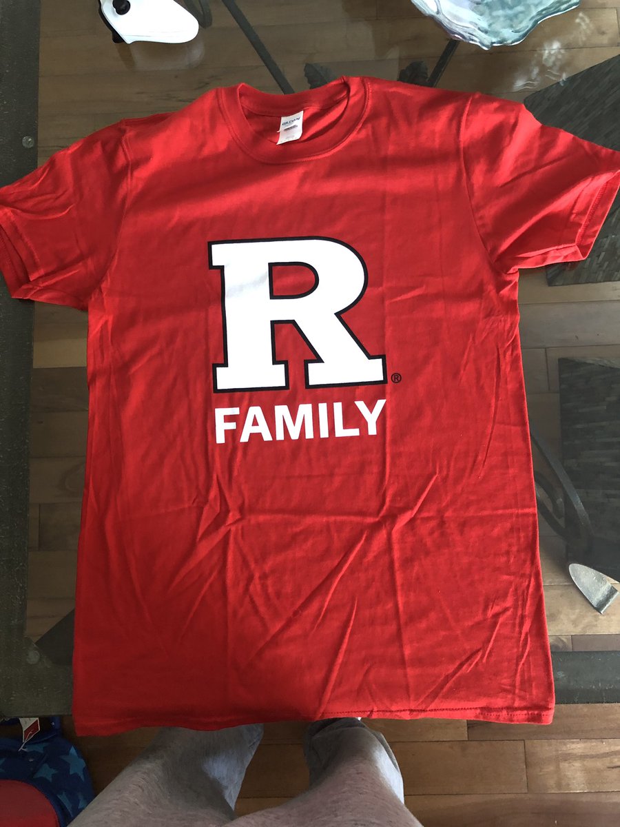 TebeleLeo's tweet photo. Shoutout to the homies by @RutgersU for sending the free t-shirt. Shame I’m not going tho. #GetFinessed https://t.co/dyegPutVCV