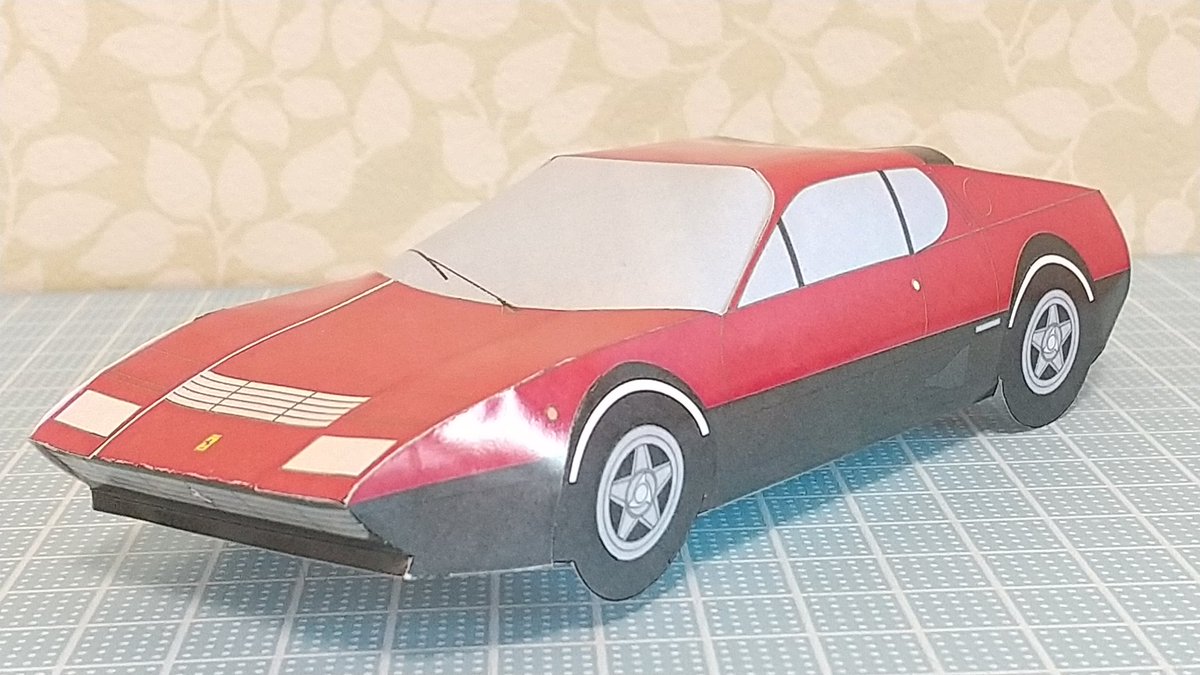 よし ペーパークラフト على تويتر フェラーリ512bb 溝呂木陽さんの 紙のスーパーカー に収録されているペーパークラフトです 365gt 4bb譲りの美しさが再現できるペーパークラフトです 流れるようなボディラインがリアエンドでスパッと切られたデザインの潔さ よし ペーパークラフト على تويتر フェラーリ512bb 溝呂木陽さんの 紙のスーパーカー に収録されているペーパークラフトです 365gt 4bb譲りの美しさが再現できるペーパークラフトです 流れるようなボディラインがリアエンドでスパッと切られたデザインの潔さ