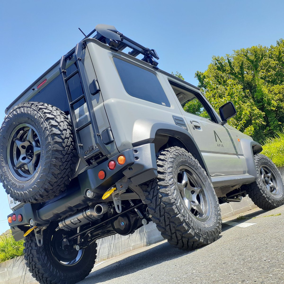 送料無料/プレゼント付♪ 新型ジムニーシエラjb74用、ピストンワークス