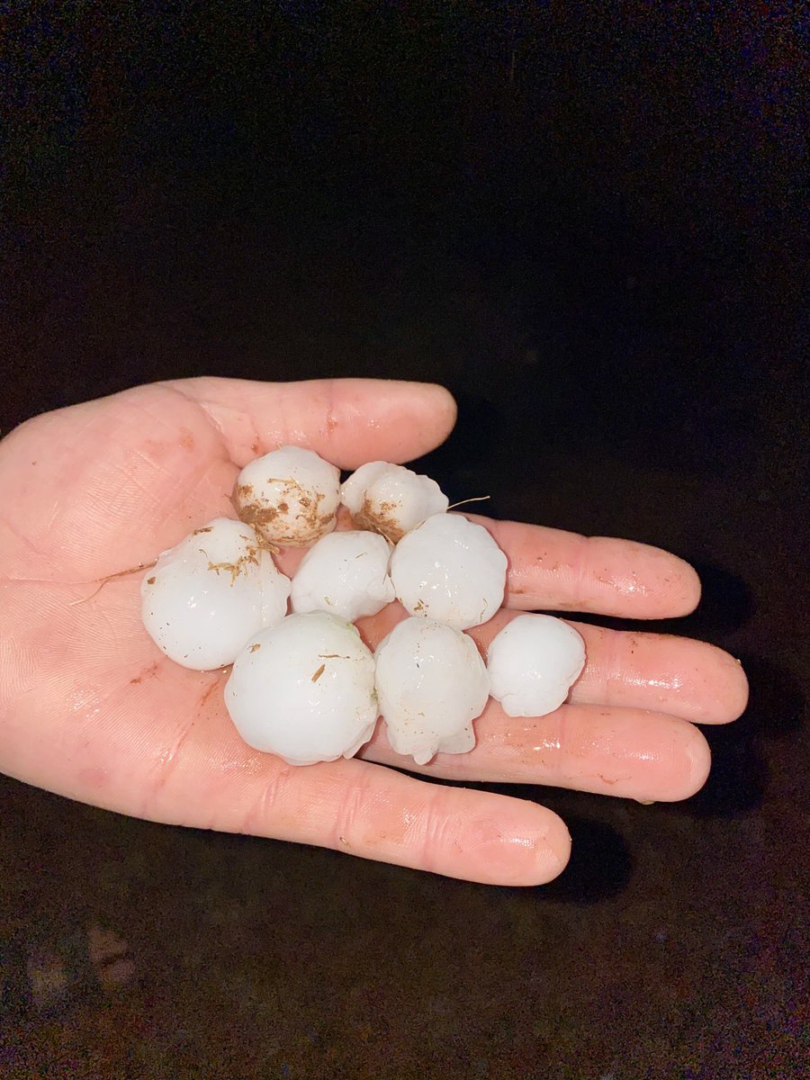_AshlynMitchell's tweet photo. In Washington, OK! @NEWS9 @tornadopayne https://t.co/PXd7cVou92