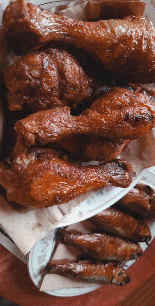 dianaaalice's tweet photo. Fried chicken to the next level ft. smoked fish/tinapa 👩‍🍳😄 https://t.co/5V7ZK2fvXt