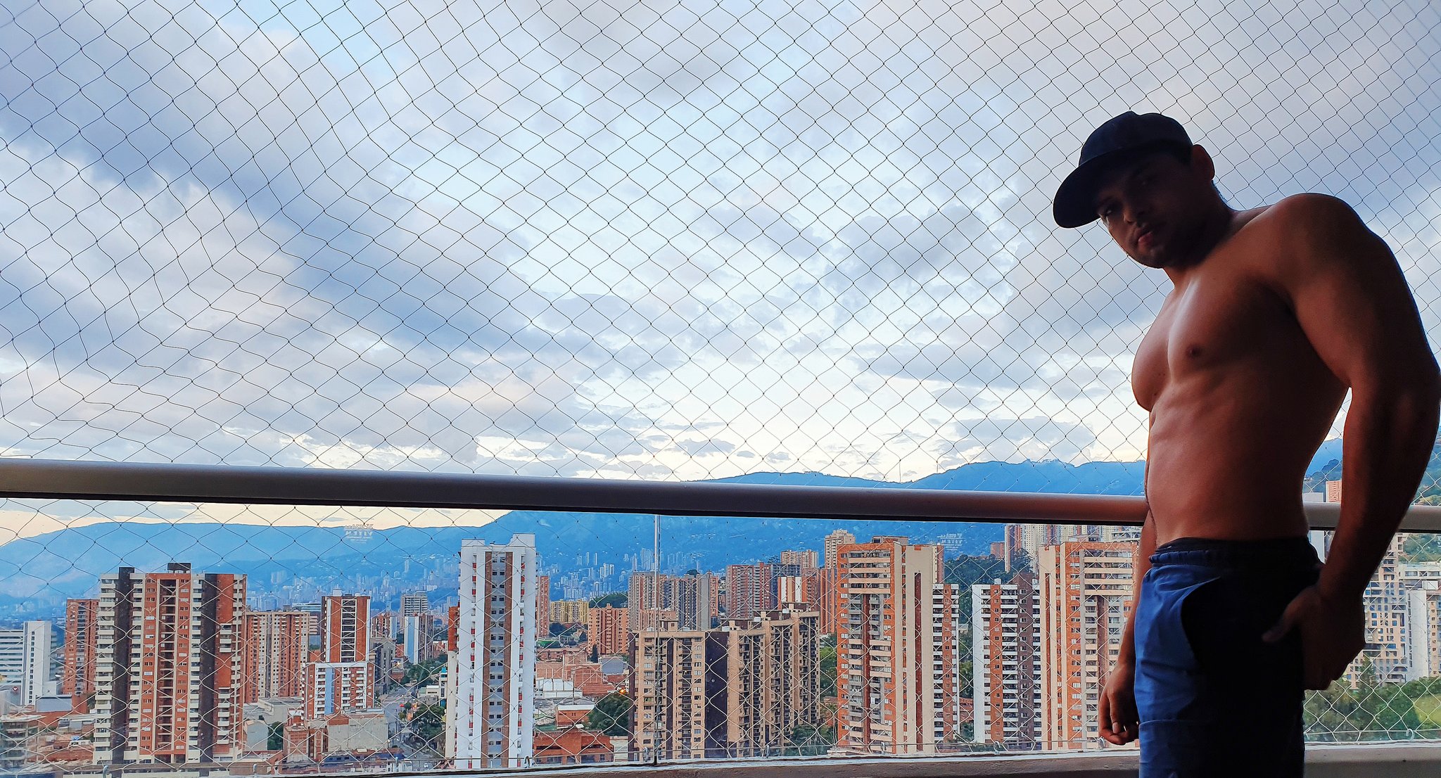 ?Online right now at https://t.co/FUpwrDv7M6 
Private content at https://t.co/breMe9CXVf https://t.c