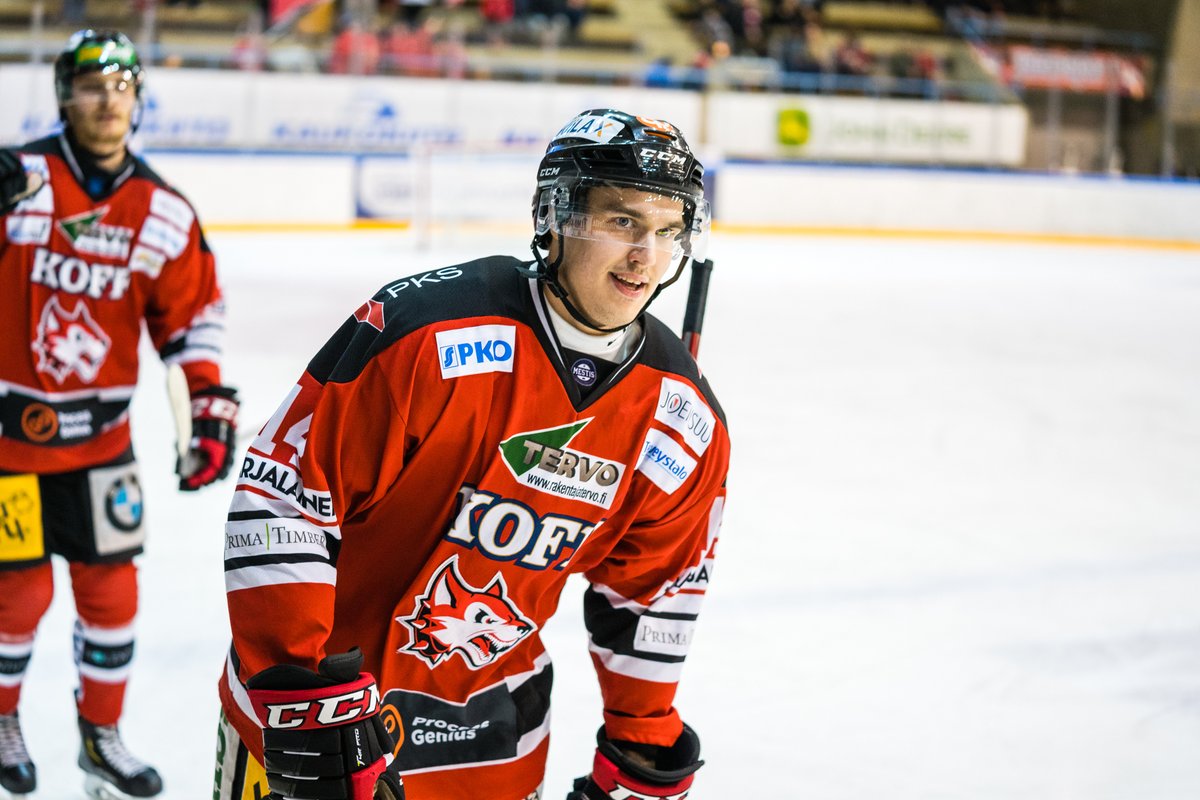 Kasper Lehikoinen, Oskari Seppälä, Niko Hämäläinen, Vili Westerman, Teemu Siironen, Mika Koivisto, Rudi Maarni ja Olli Sorsa nähdään ensi kaudella Joensuussa. Hyökkääjät Ville Sivonen ja Mikko Pellikka koeajalle. Lue lisää: joensuunkiekkopojat.fi/ajankohtaista/… 

#JoensuunKiekkoPojat #Mestis