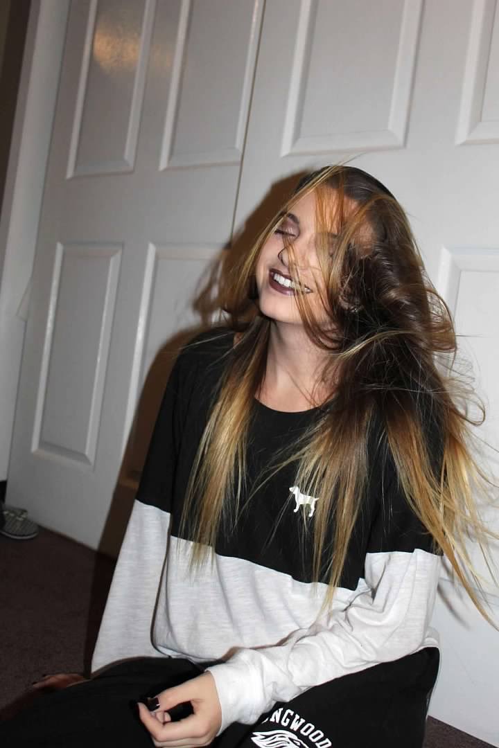 briannaa_dillon's tweet photo. @myah_islam i thought i was the shit too s/o @bayytullo <3 https://t.co/T3LdZXN76n