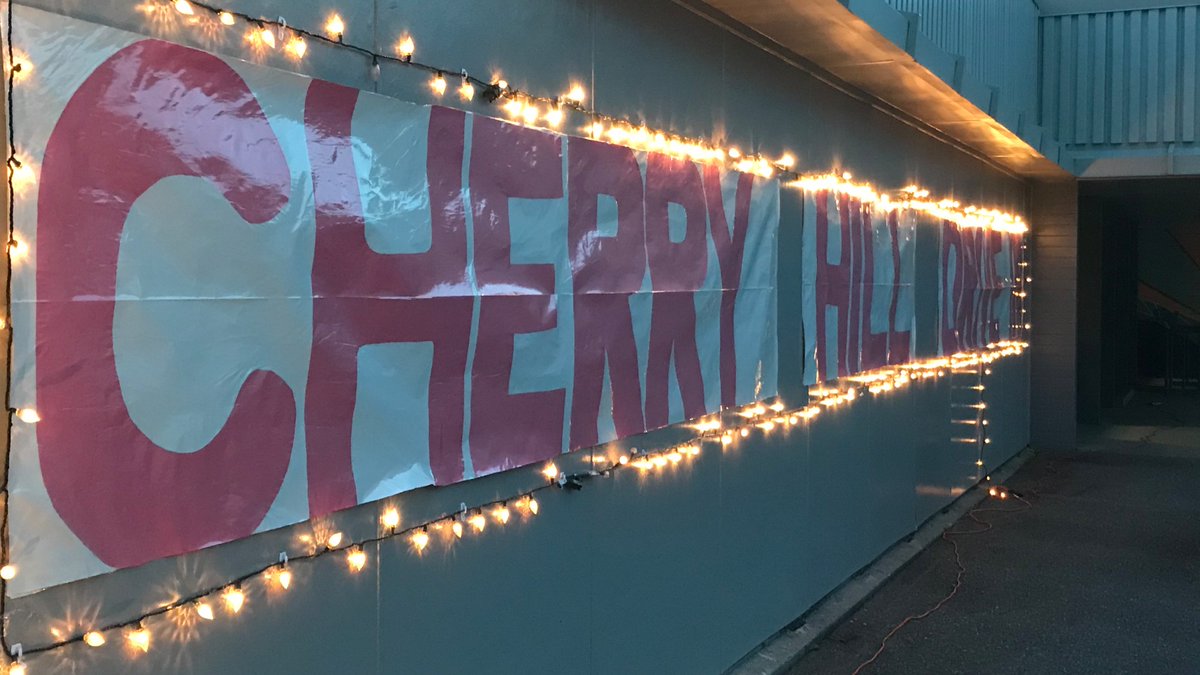 CherryHillSD75's tweet photo. Together while apart. Cherry Hill “social distancing” Drive-In. https://t.co/AoMFlqx5Cx