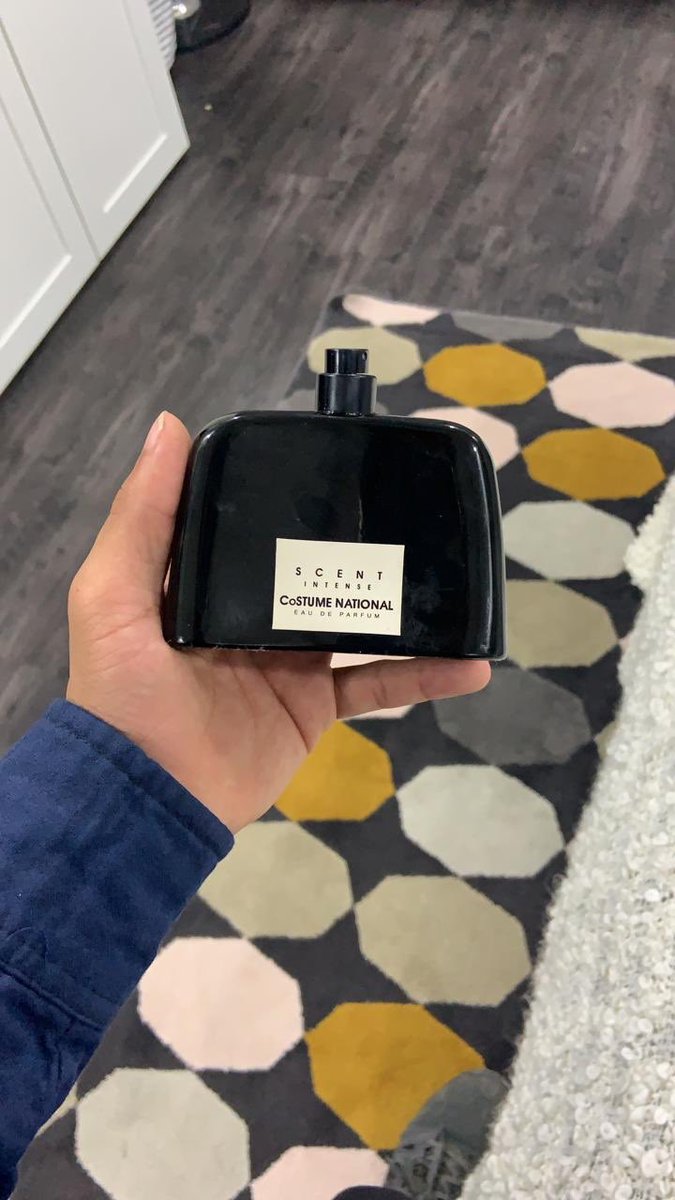 1XIXI0's tweet photo. @hfc_a1m @iM2rrx بما اني هاوي عطور واكثر شخص ياخذ عطور انصحكم بهالثلاثه كلهم جبارين ثبات+فواحان ومو حرام كل ريال يندفع فيهم👏🏻 https://t.co/B19sizhlo6