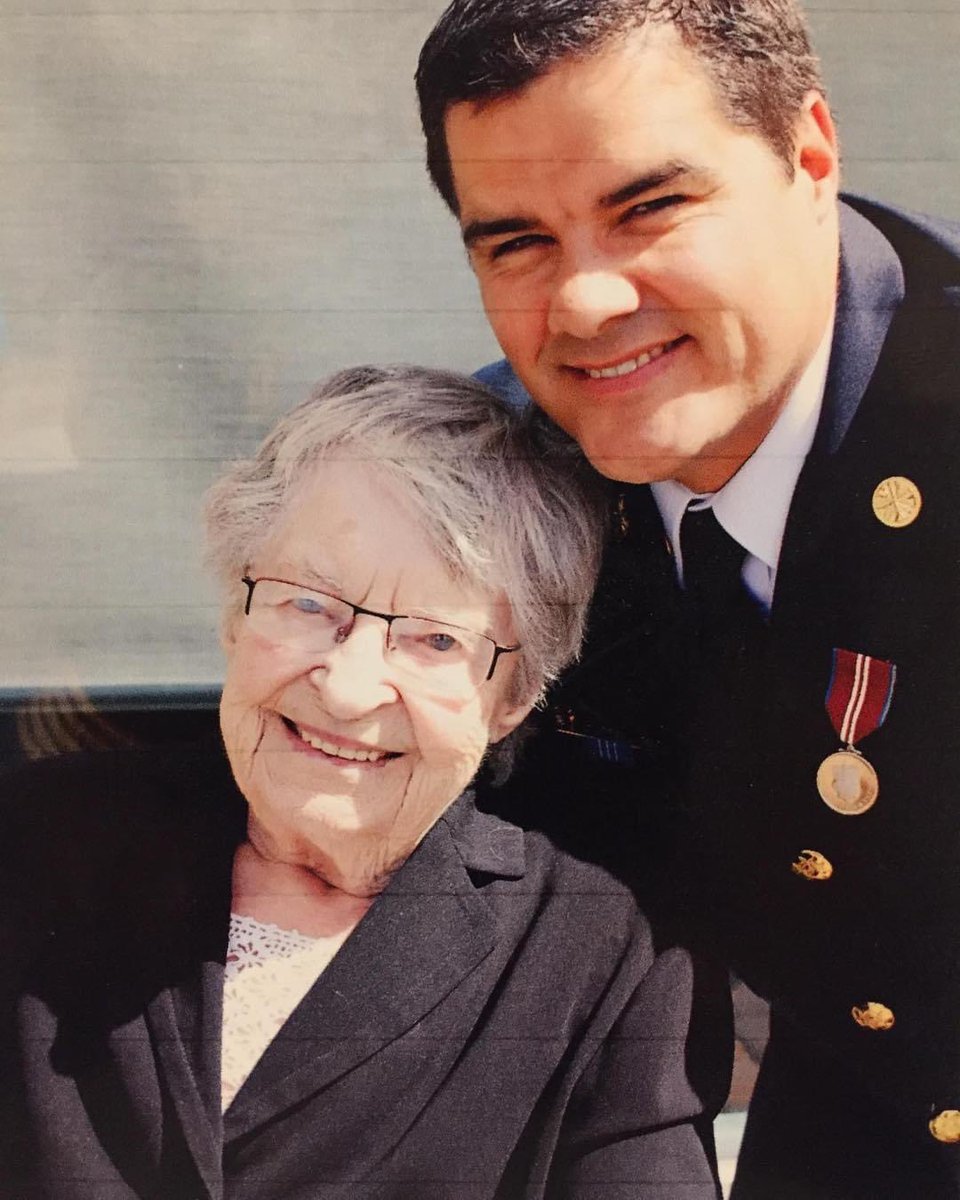 FireChiefReid's tweet photo. My work truck was broken into today.

My dress uniforms &amp; medals were among things stolen.

Just stuff &amp; I’m not about medals-but one is special-my Grandma was with me when I got it.

In case you see them around-you never know! 

@VancouverPD-thanks for your great work &amp; support! https://t.co/7MovNMXRF4