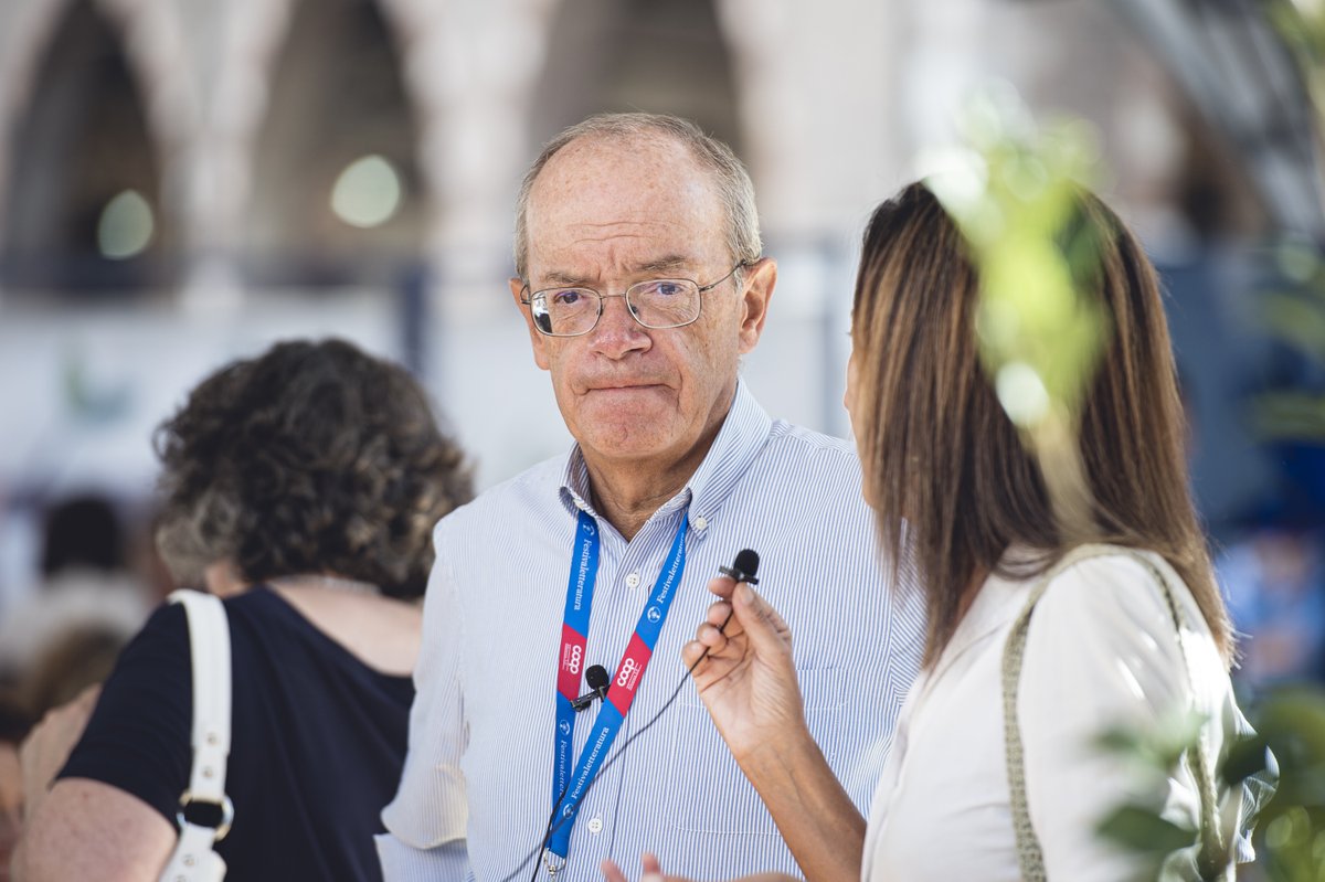 Luca se n'è andato. Era il presidente del comitato organizzatore del Festival, ma per tutti noi – un noi allargatissimo – era anche molto di più.