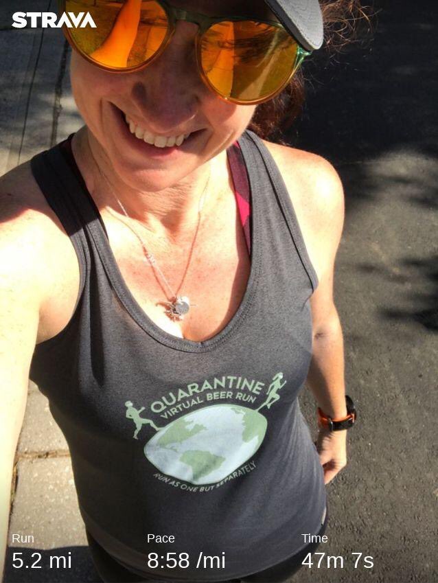RunNerdGirl's tweet photo. Trying to prove I can still be speedy even with misaligned knee caps 😂 Might have pushed it a bit sooner than I should, but felt pretty good. It’s a perfect evening out. 5+ miles for Thursday night #VirtualBeerRun
In the glass- @AmorArtis Jayne’s Oatmeal Cookie https://t.co/5pCKl3Ofib