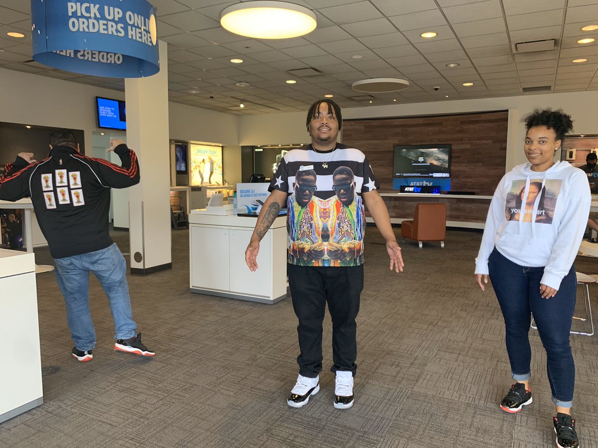 CaitlynM_RSM's tweet photo. #Legends #GLMSpiritWeek @GreaterLakesMkt @DetDarksiders @KelvinKing1986 @JohnRiveraGLM https://t.co/xRcgrqMcd3