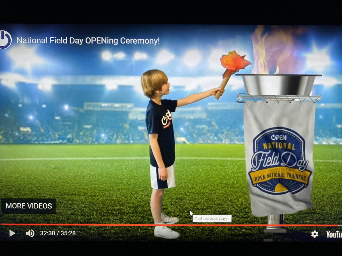 Coach Kos tweet media