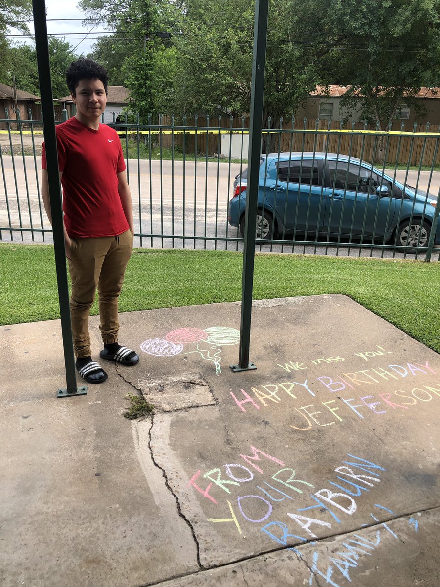 Had fun chalking up some student sidewalks today ☀️ <a href="/TexanTagTeam/">Texan Tag Team</a>