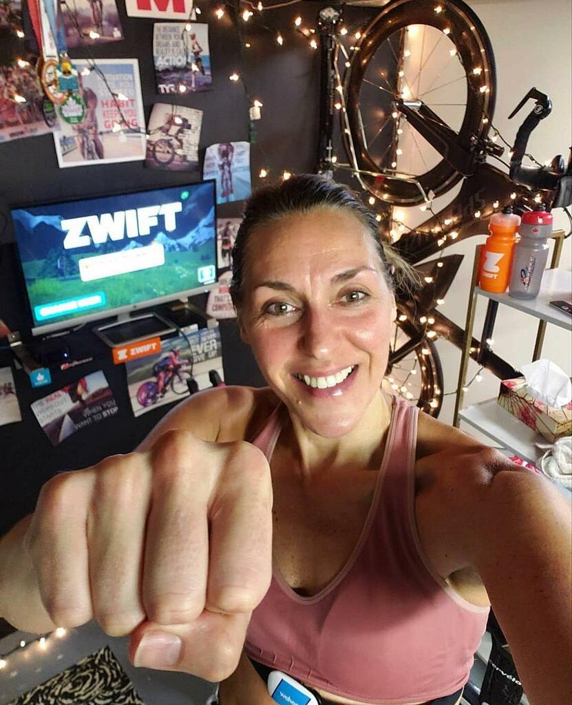 1stEnduranceCad's tweet photo. Fist bump cause it’s almost the weekend. Cheers to getting through another week! 📸 @claire_laflamme #FECFamily #triathlon #paincave #swimbikerun https://t.co/DP5ObjzzD5 https://t.co/PthEGYWfWj