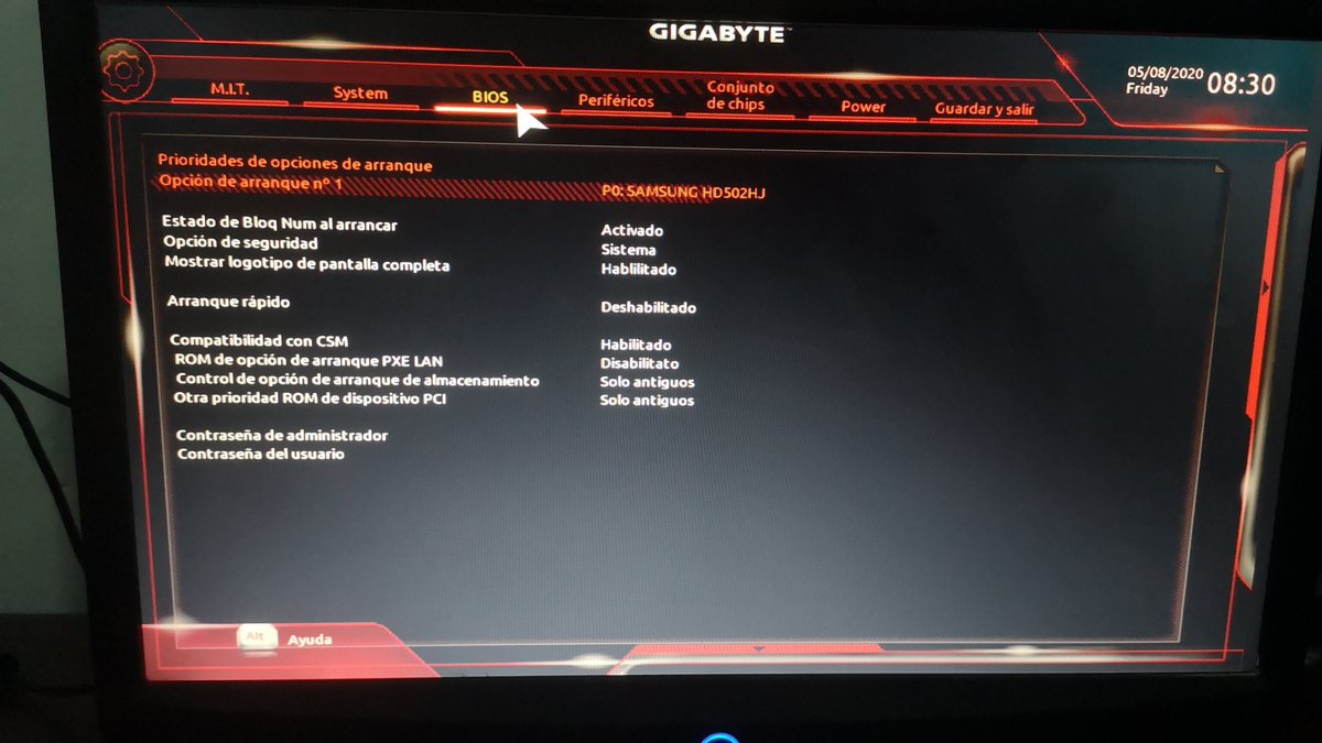 Necesito ayuda para actualizar mis controladores, si alguien sabe del tema al pv porfi xd