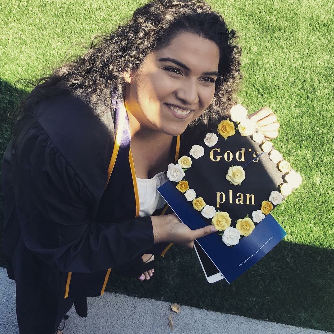 thetechtosa's tweet photo. My sister just finished her master’s program at Berkeley! I’m so proud of her!! 😭🙌🏼🎊 https://t.co/yrb0iqks0t