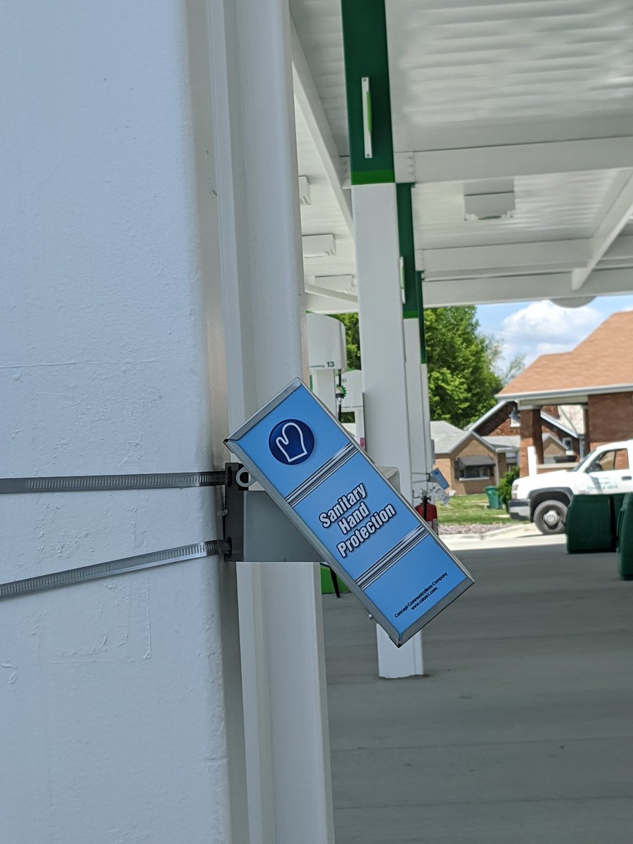 WishwithDeb's tweet photo. Thank you @bp_America for the gloves at the gas station. Awesome surprise today! https://t.co/SoB2e6DuTz