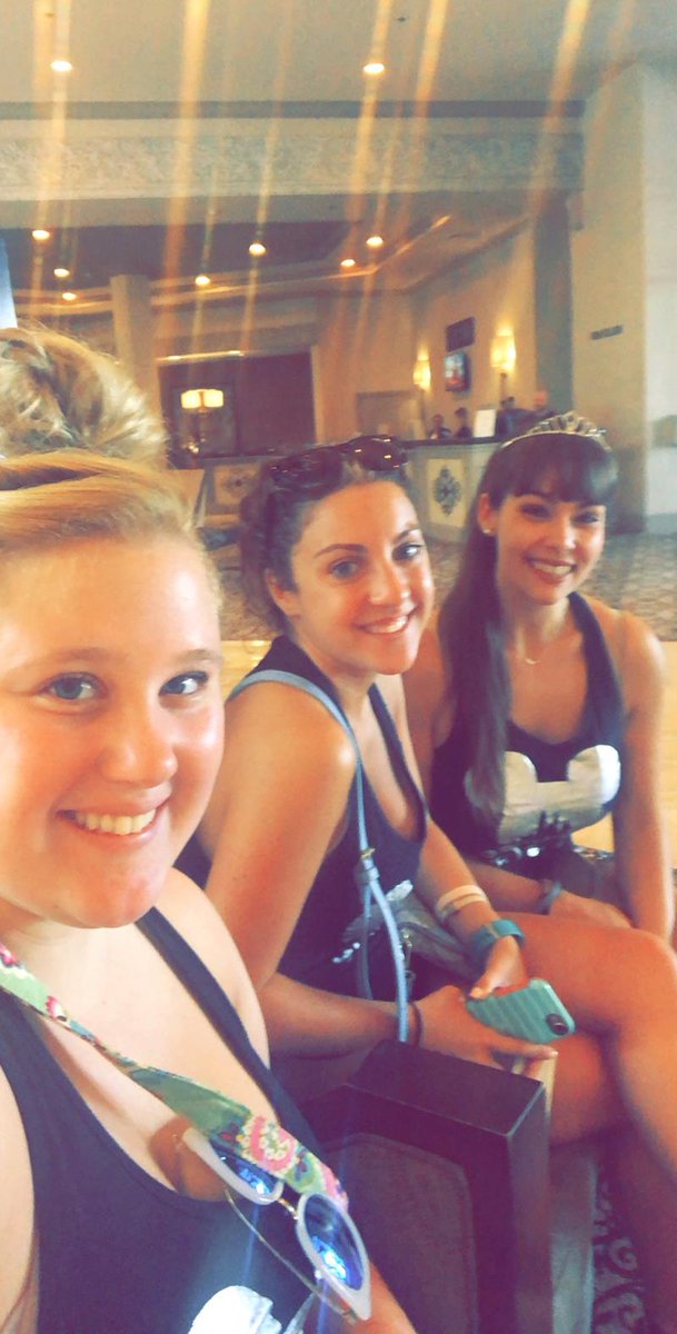 ashley5297's tweet photo. My friend Allison is a finalist in Caribe Royale's Photo Contest- help rally votes: https://t.co/HdOrJq0CuR @cariberoyale https://t.co/8Lo38ESCkb