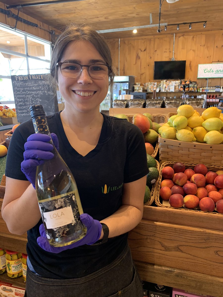 We are so proud to partner with one of the original farm businesses in the region, @peleewinery - What started as an extremely generous vehicle donation has blossomed into a partnership. Check out our brand new Wine shop at leeandmarias.com/wines-and-beers